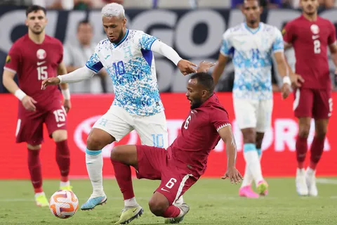 Copa Oro 2023: Agónico empate de Honduras ante Qatar que lo tiene con vida