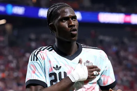 ¿Por qué no juega Amadou Onana en Bélgica vs. España por los cuartos del Mundial 2026?