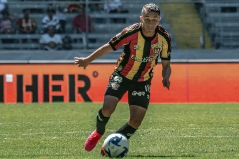 Oficial: Marvin Ceballos cambia de club