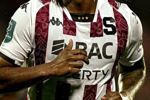 Saprissa suma un nuevo atacante.