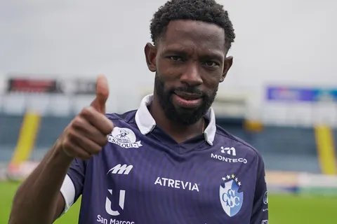 ¿Alajuelense o Saprissa? Keysher Fuller revela que lo descartaron