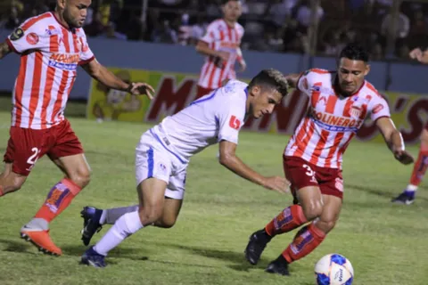 Varios clubes están realmente complicados en el epílogo del torneo. (Foto: Diario Más)