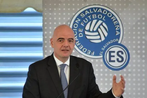 FIFA amenaza con suspensión a la Fesfut
