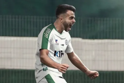 Rodrigo Saravia confirma su vinculación a un club de Uruguay