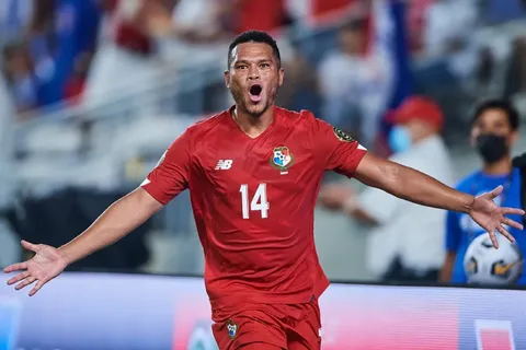 Todo confirmado: el equipo de Centroamérica que cerró la llegada de Rolando Blackburn
