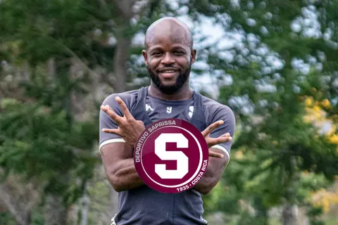 "Cambio de dirección": Javon East confirma su decisión con una imagen que en Saprissa no quieren ver