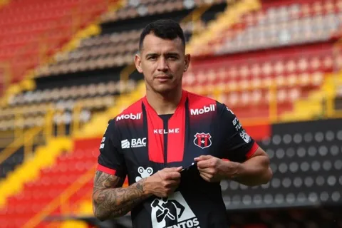 El mexicano Daniel Arreola no continuará en la Liga Deportiva Alajuelense
