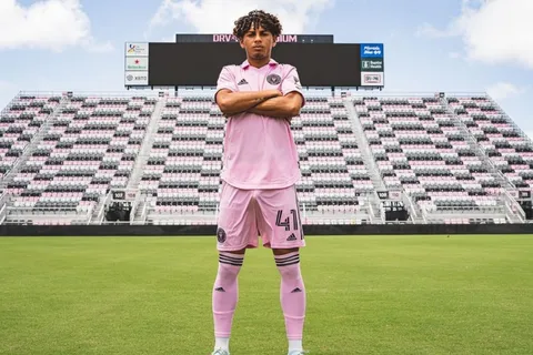 "Hablamos de cuando jugó contra Honduras": David Ruiz y su relación con Lionel Messi