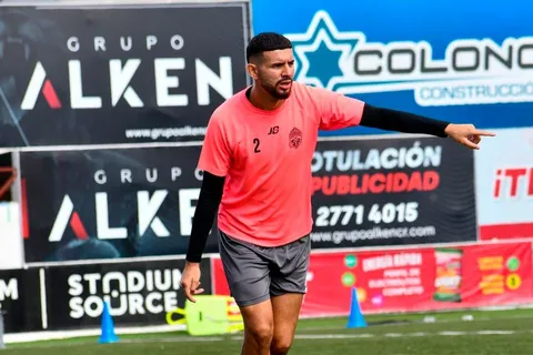 Diego Mesén rechaza a Saprissa para firmar con club de Europa