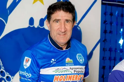Héctor Vargas responde a los que piden su salida de Victoria