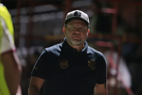 "Tiemblan": Jafet Soto le manda un contundente mensaje a Saprissa y Alajuelense