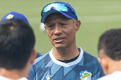 roberto hernandez-primer entrenamiento en comunicaciones