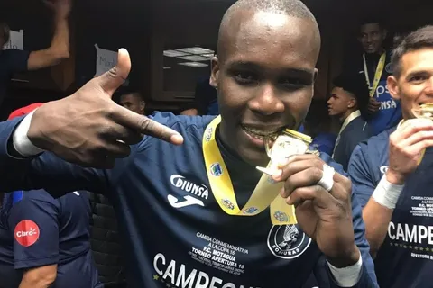 Rubilio se despidió así previo a su viaje a China