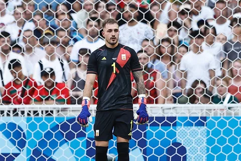 Las dos caras del portero que borró a Keylor Navas y ganó la medalla de oro en París 2024