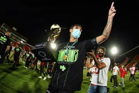 ¿Se va Bryan Ruiz de la Liga? Esto dijo el presidente manudo
