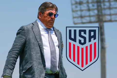 Primero Manfred Ugalde y ahora esto: Costa Rica consternada por la noticia que impacta al Piojo Herrera antes de enfrentar a Estados Unidos en Copa Oro