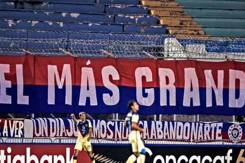 Seguidores del América tacharon de "agrandados" a los de Olimpia por redes sociales