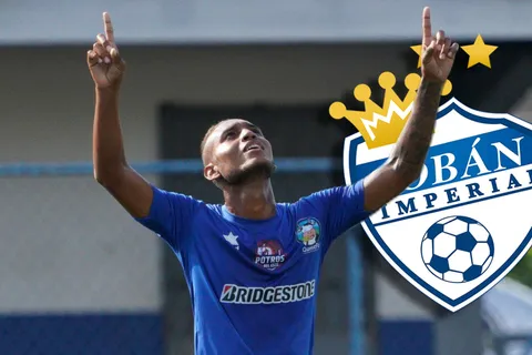 Oficial: Cobán Imperial amarra el fichaje de un goleador panameño