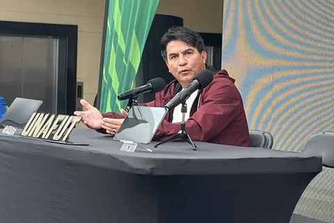 "Contra todo": Vladimir Quesada no se guardó nada y pegó fuerte tras la caída de Saprissa ante Sporting