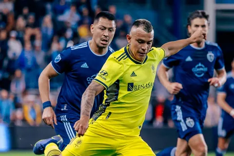 Randall Leal destacó con asistencia en triunfo de Nashville SC (VIDEO)