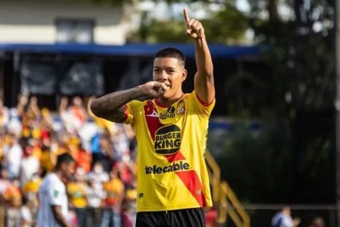 El calvario que vive Orlando Galo tras el castigo de FIFA por supuesto dopping