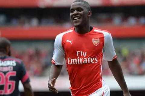 Campbell llegaría a Londres y se iría directo a Italia