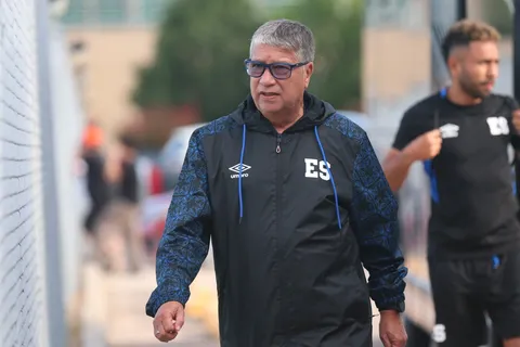 hernan bolillo gomez-la selecta-el salvador