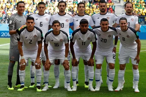 Alineaciones: Costa Rica sorprende con variantes ofensivas