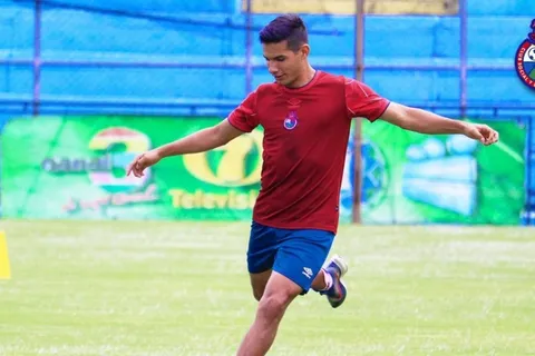Antonio López desplegó una lista de jugadores chapines que podrían jugar en la Liga MX