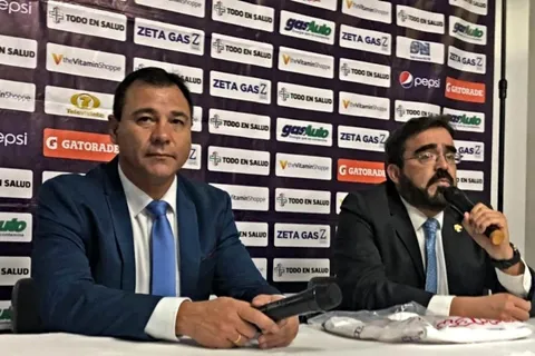 Mauricio Tapia podría jugarse su última carta en el Clausura 2021 al mando de Comunicaciones