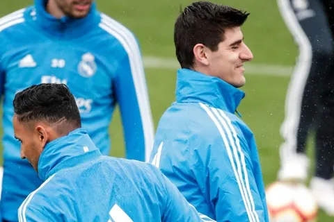 Diario Marca ve el duelo Navas-Courtouis más vivo que nunca