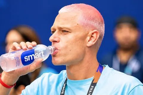 ¿Quién es Julian Ryerson, el jugador con el pelo teñido de rosa en Noruega vs. Inglaterra por el Mundial 2026?