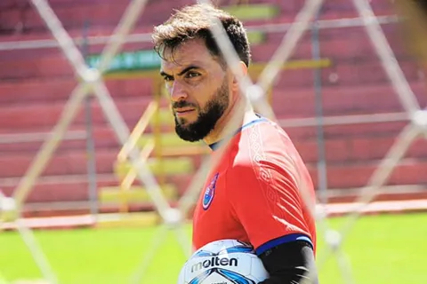 Rafael García está entusiasmado por disputar su primer Clásico en Guatemala