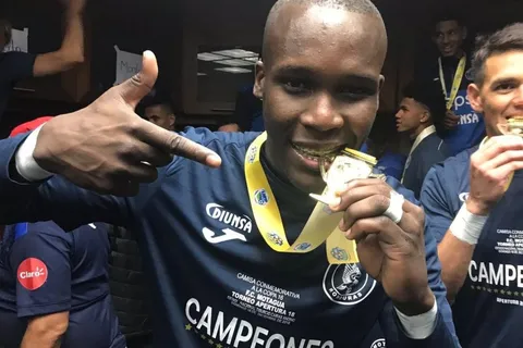 Rubilio estudia ofertas para marcharse al exterior