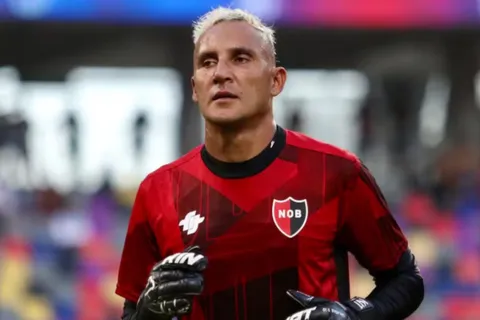 El futuro de Keylor Navas: Newell's toma una decisión contundente mientras la leyenda juega la Copa Oro con Costa Rica