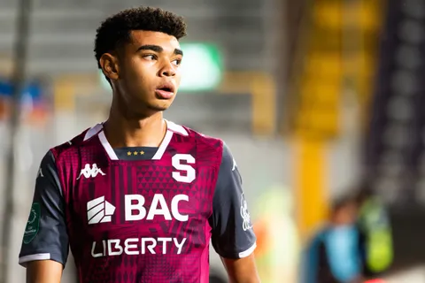 Saprissa recién lo blindó pero el mundo lo mira y ya habla del robo de Dax Palmer