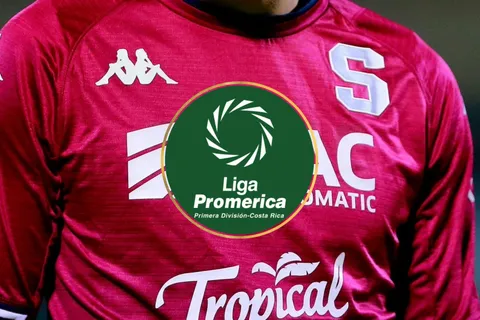 Confirmado: ganó 11 títulos en Saprissa y ahora firmó por un año con un rival directo de los morados