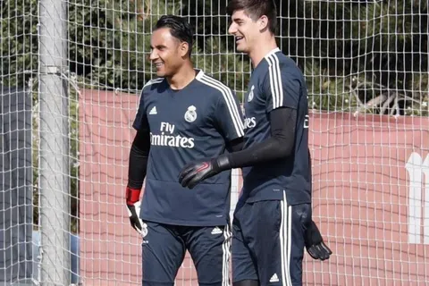 Keylor competirá con Courtois por otro reconocimiento