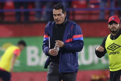 Fuerte golpe para Municipal y Mario Acevedo a pocos días del inicio del Torneo Clausura 2026
