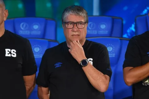 Bolillo Gómez habló de su continuidad en El Salvador. (Foto: Cancha)