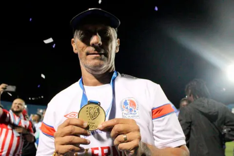 Pedro Troglio no escondió su felicidad de estar en Olimpia y aclaró su futuro