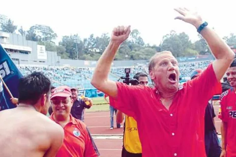 Ex-técnico argentino reconoce: "Municipal fue una etapa maravillosa de mi vida"