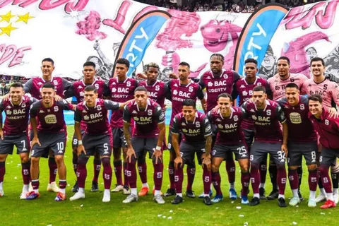 Un futbolista de Saprissa es muy buscado.