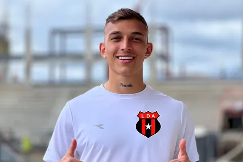 kenneth vargas-alajuelense-nuevo refuerzo