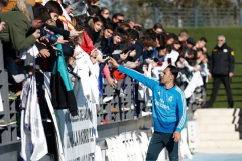 Despedida de Keylor genera respuesta en la afición merengue