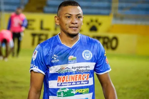 Alexy Vega llega a Marathón