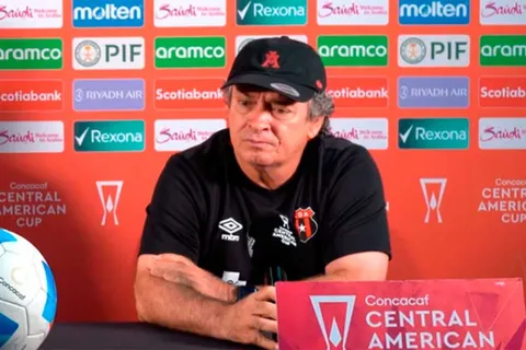 Machillo Ramírez habló en conferencia. (Foto: La Nación)