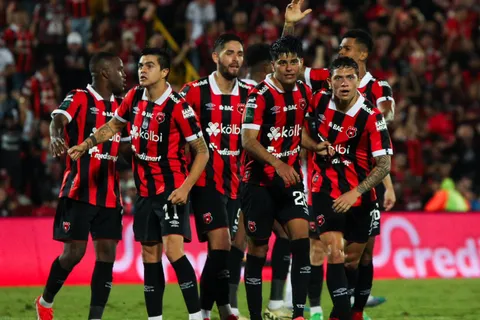 Firmado: Alajuelense concreta el gran anhelo de Guimaraes