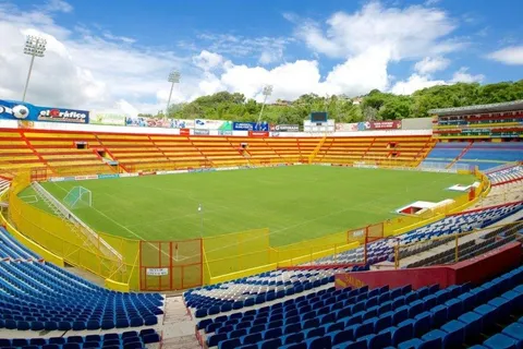 La particular prohibición que habrá en en los partidos de la liga salvadoreña