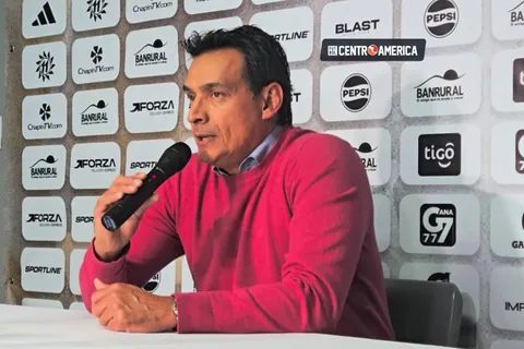 "Nos faltó": Mario Acevedo lanza fuerte mensaje a sus jugadores tras la derrota de Municipal vs Comunicaciones